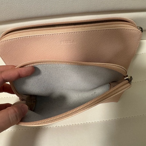 Furla signature zip top cosmetic case set (set of two). Baby pink. - Picture 6 of 7